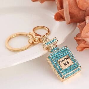 🌟Exquisite Crystal Perfume Bottle Keychain Rhinestone Charm Bag Pendant | Blue